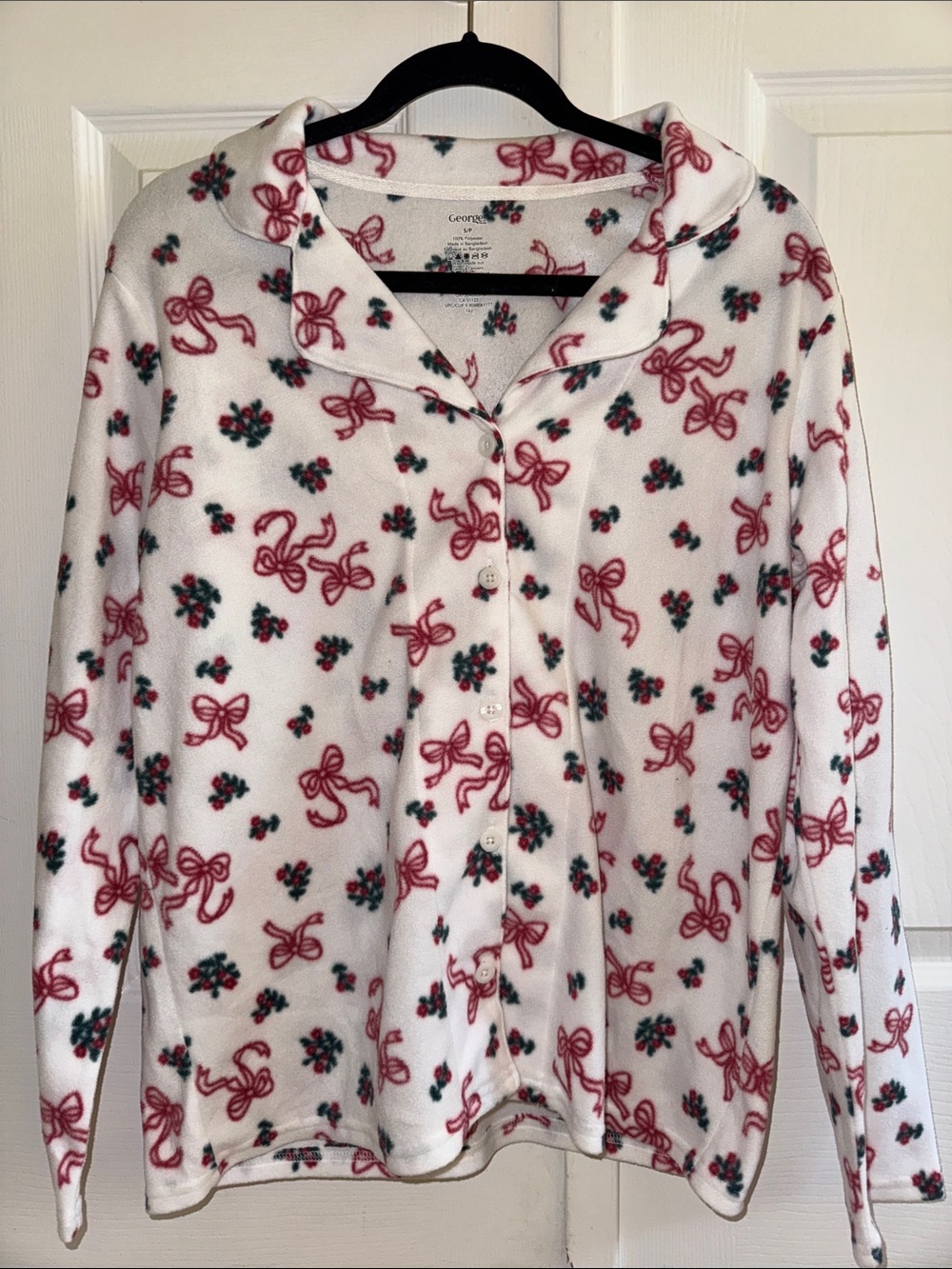 NWOT Set of Cozy White Bow & Holly Holiday Fleece Pajama (Top & Bottom)